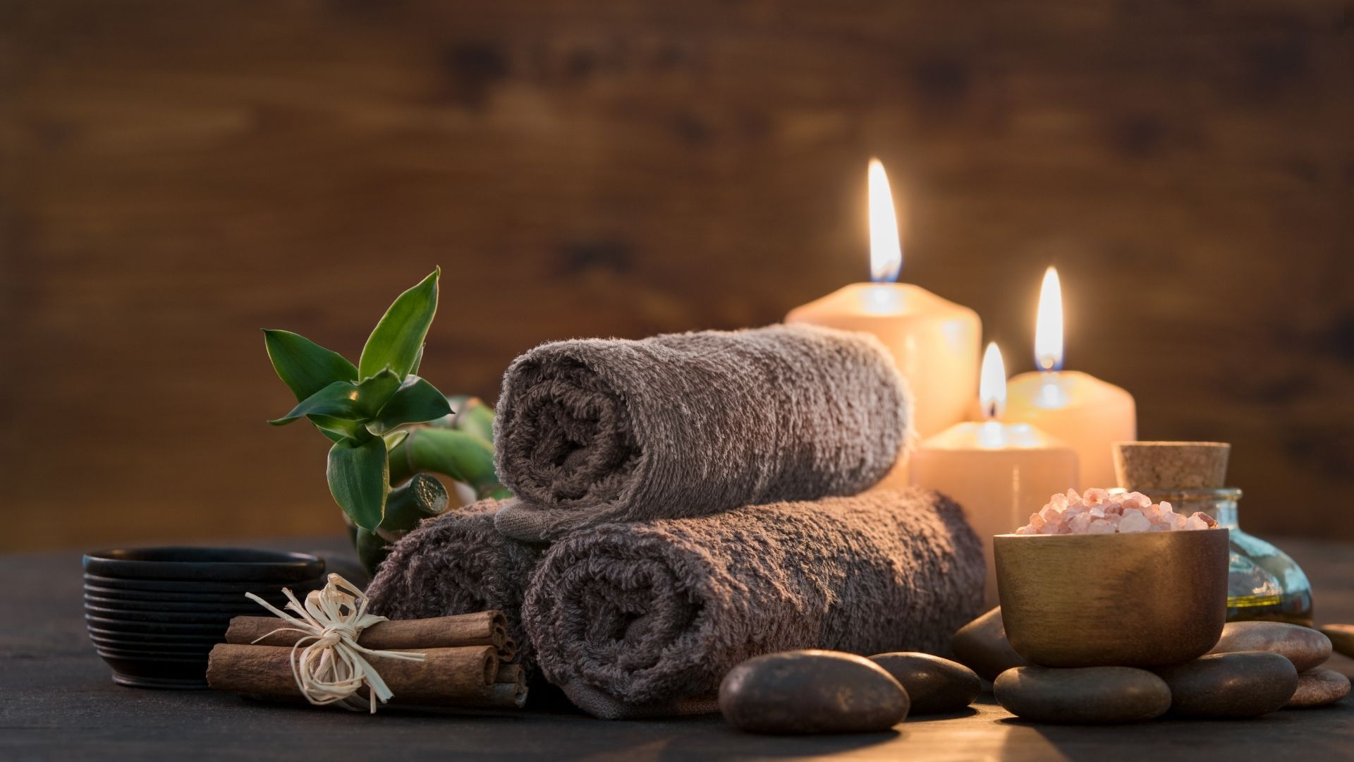 Relaxing spa elements